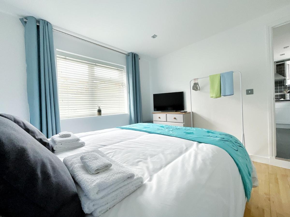White Eden - Explore Cornwall From A Comfy Central Appartment St Austell Ngoại thất bức ảnh