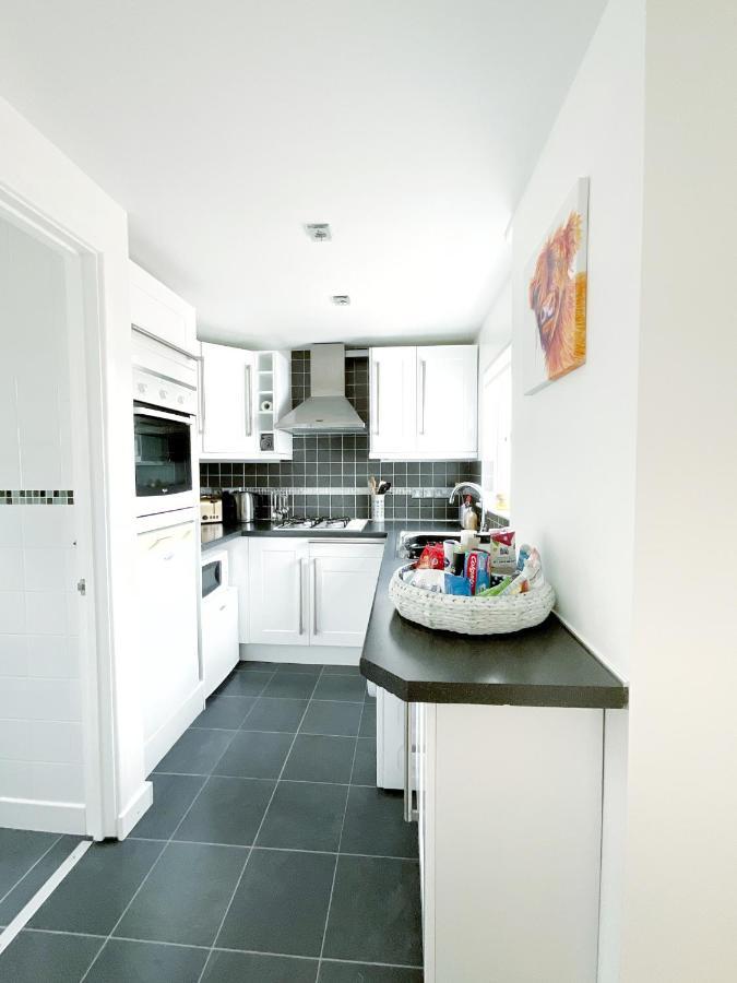 White Eden - Explore Cornwall From A Comfy Central Appartment St Austell Ngoại thất bức ảnh