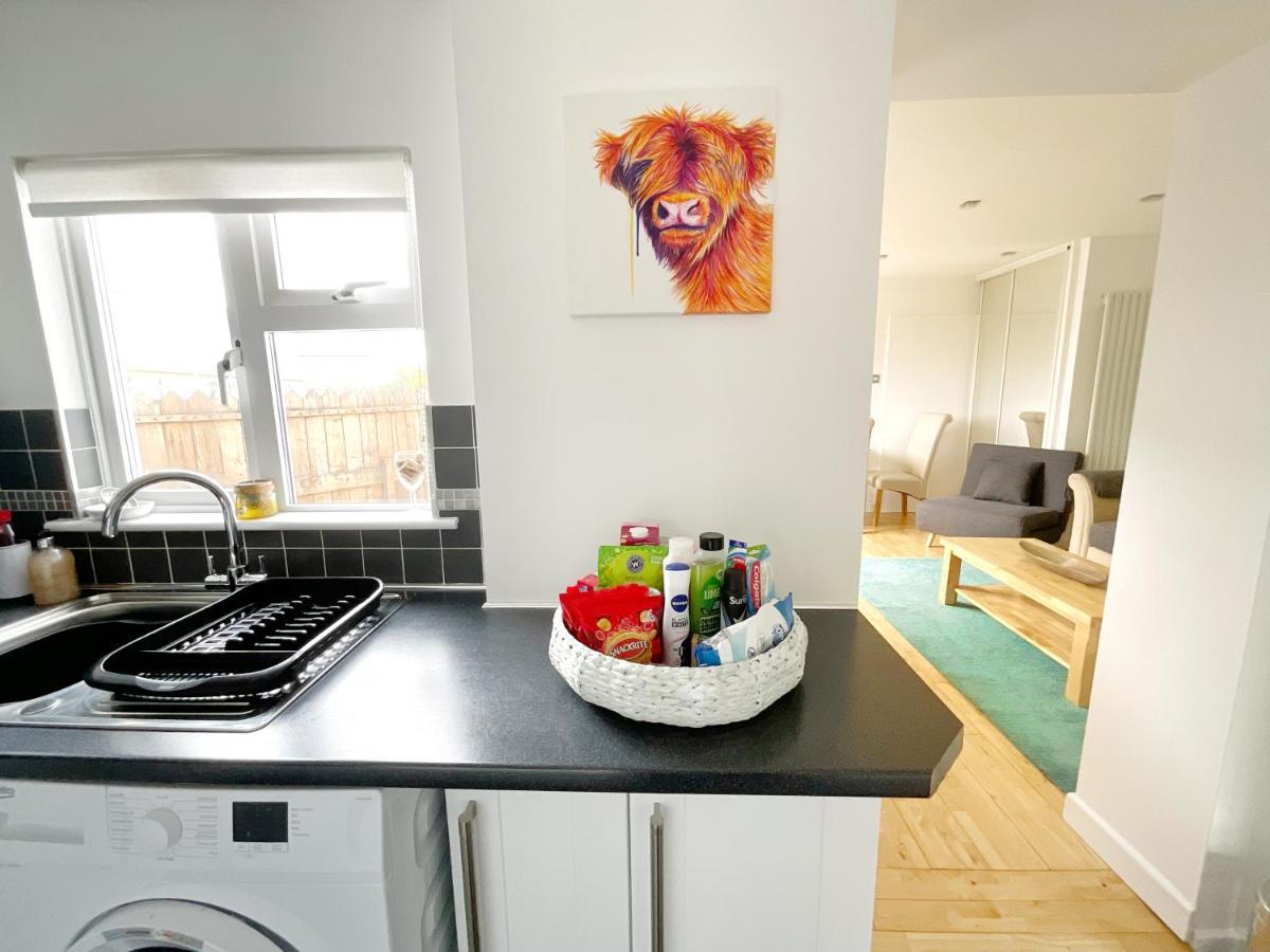 White Eden - Explore Cornwall From A Comfy Central Appartment St Austell Ngoại thất bức ảnh